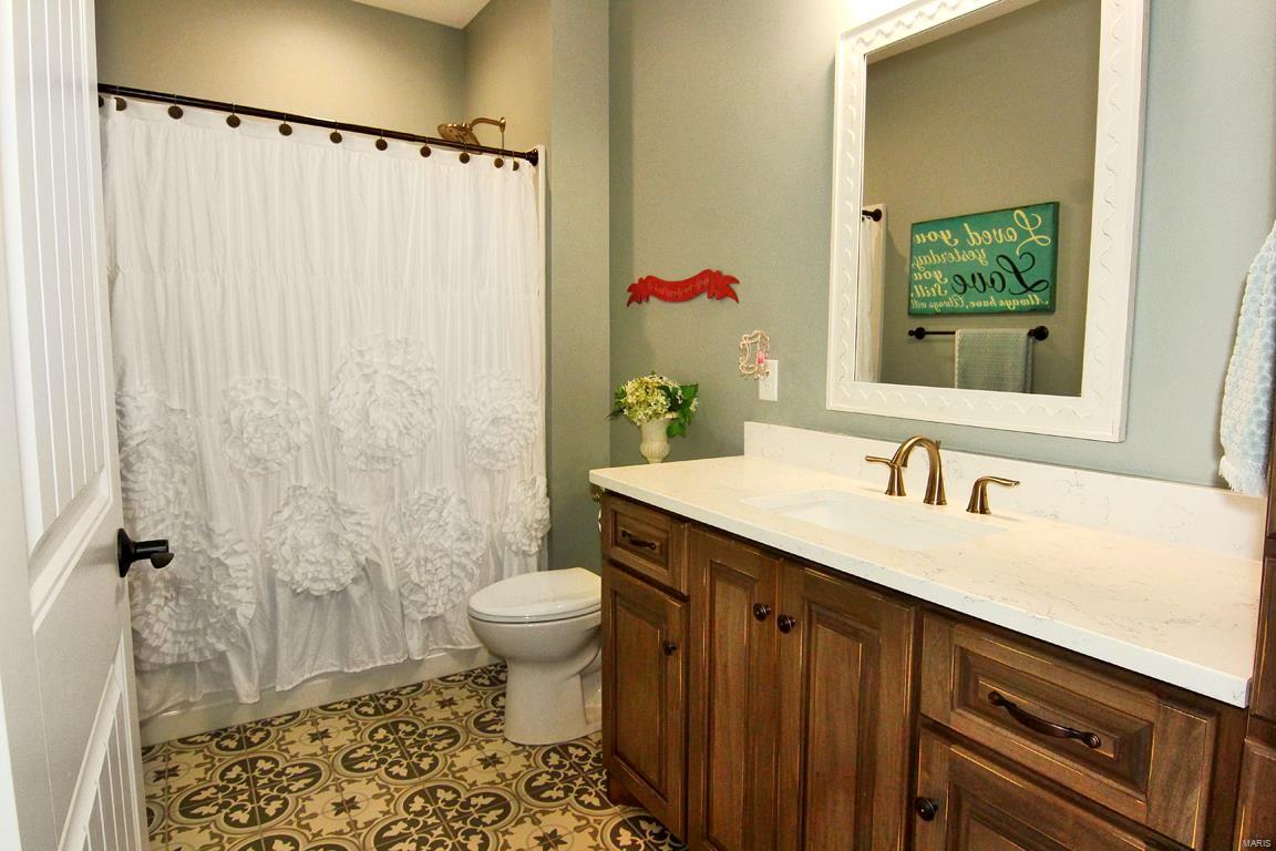 Dux Lndg - Residential