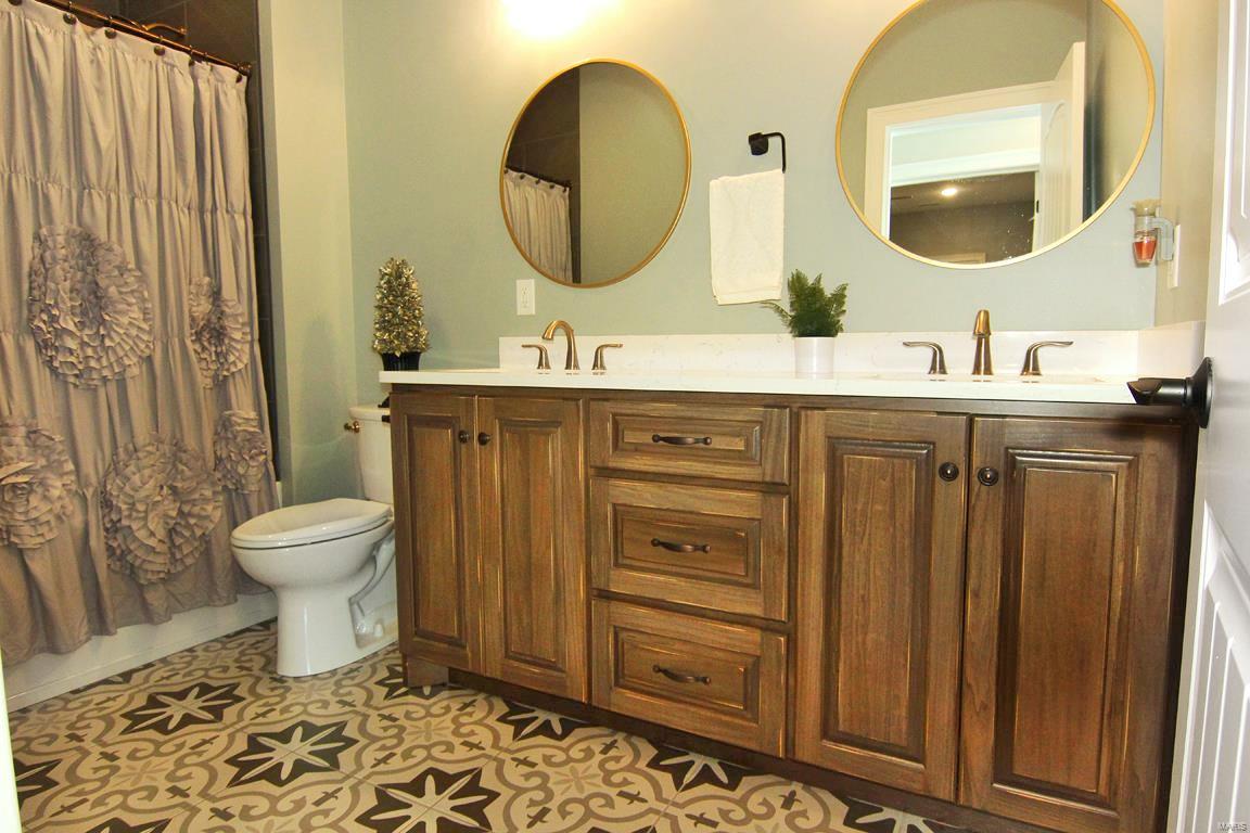 Dux Lndg - Residential