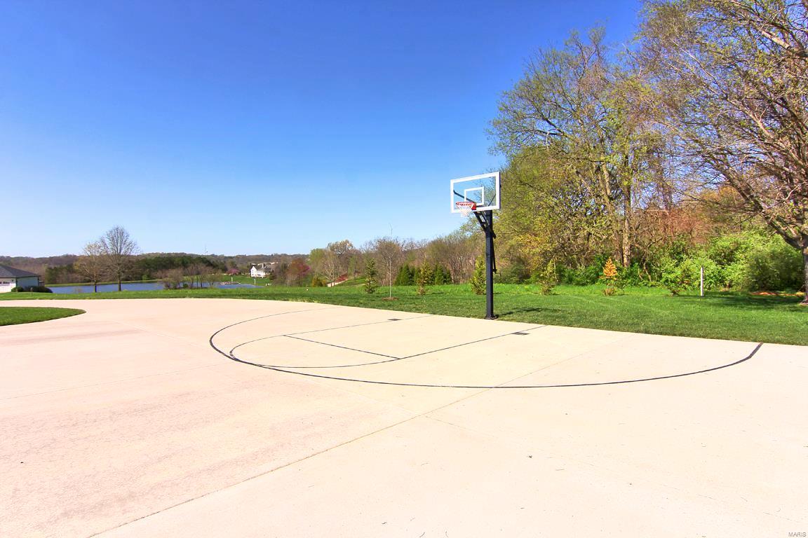 Dux Lndg - Residential