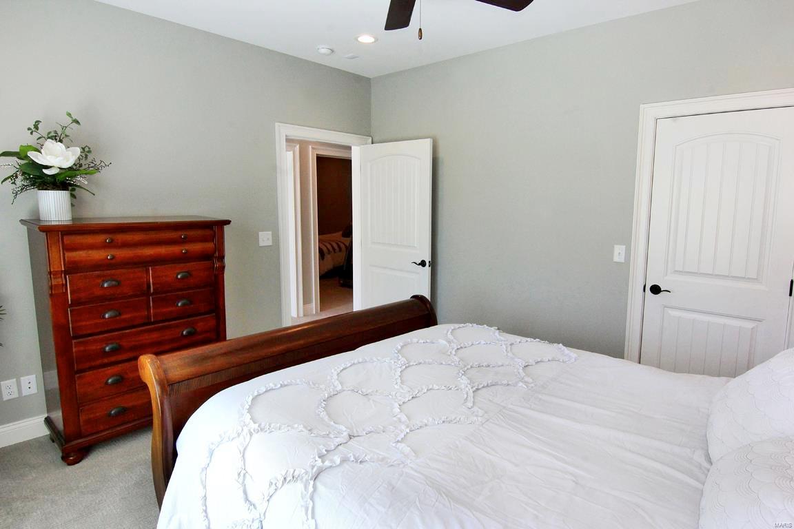 Dux Lndg - Residential