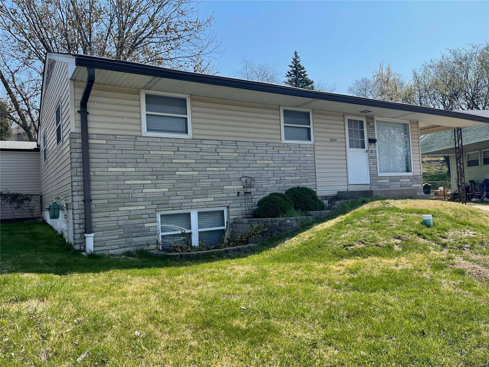 Eugene Field - Residential