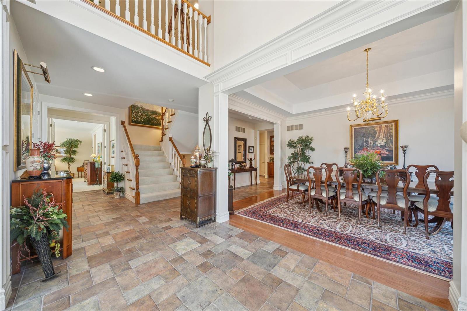 821 Stonebluff Court