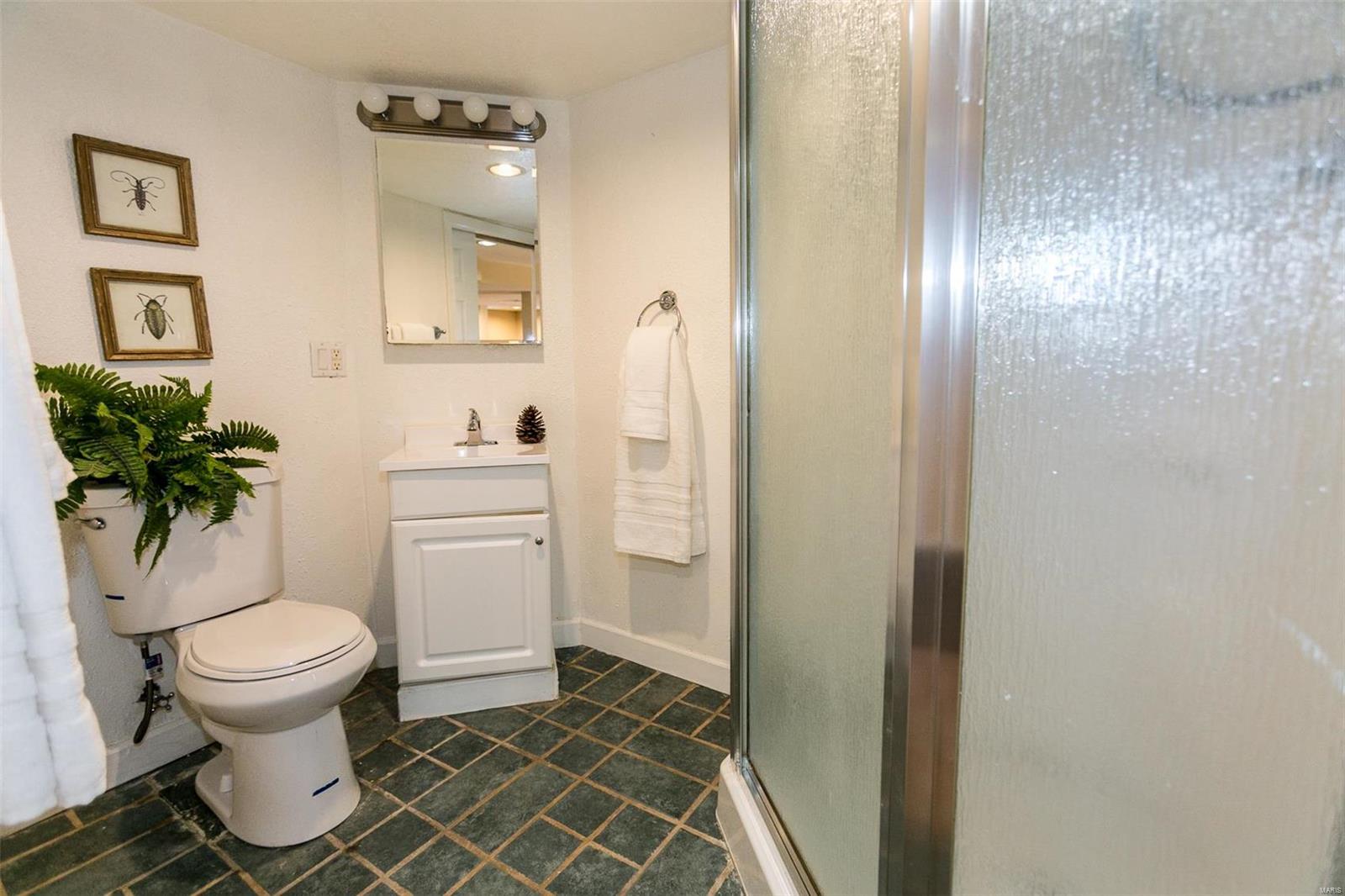 St Ann, Missouri 63074, United States, 3 Bedrooms Bedrooms, ,2 BathroomsBathrooms,Residential,Pending,44336