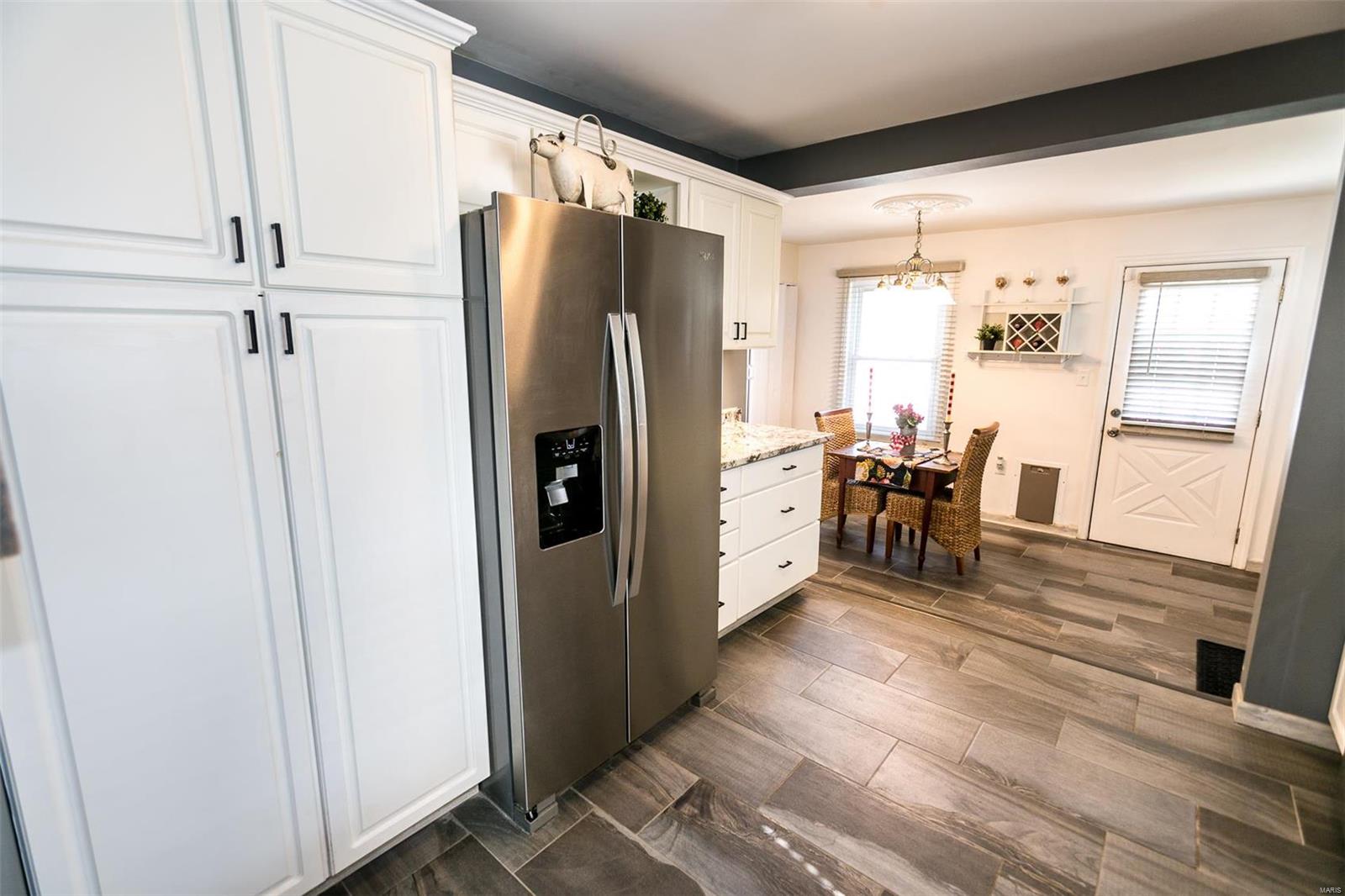 St Ann, Missouri 63074, United States, 3 Bedrooms Bedrooms, ,2 BathroomsBathrooms,Residential,Pending,44336