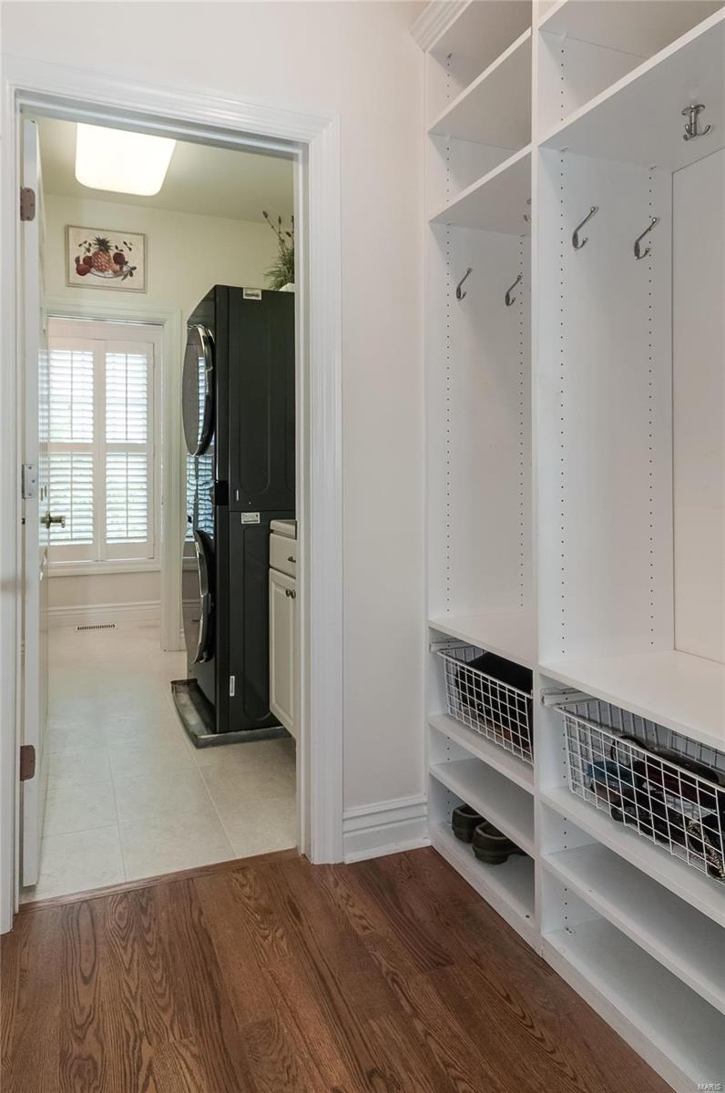 Harflo Acres - Residential