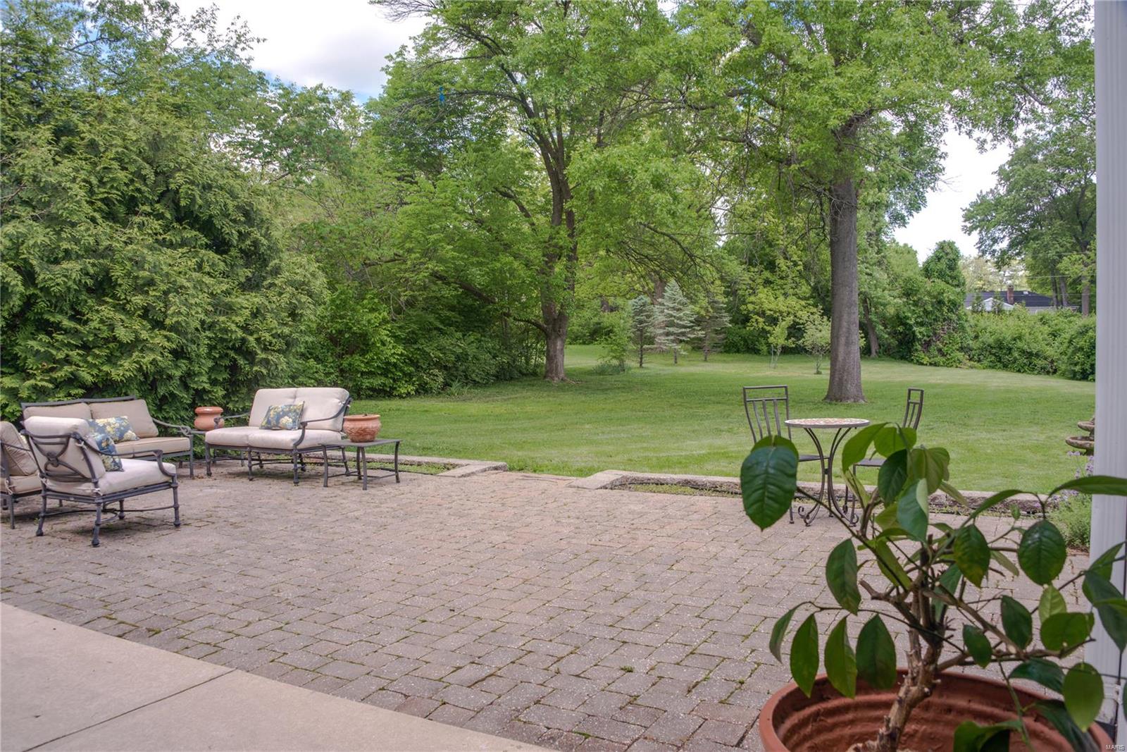 Harflo Acres - Residential