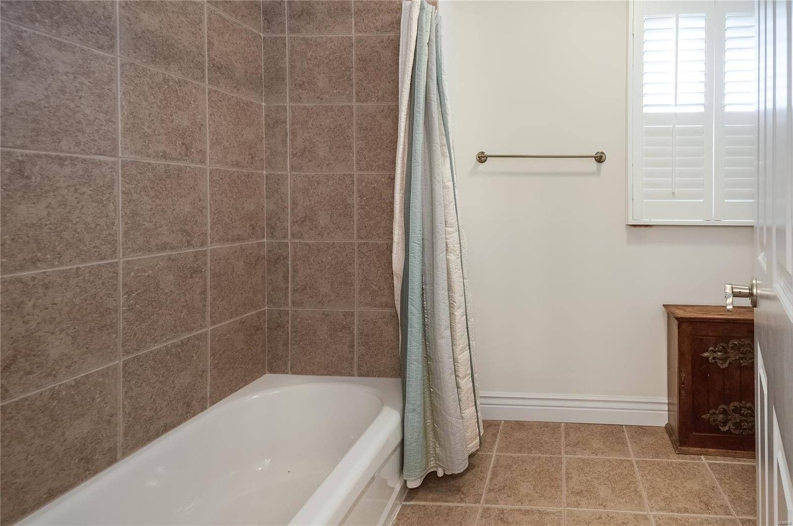 Harflo Acres - Residential