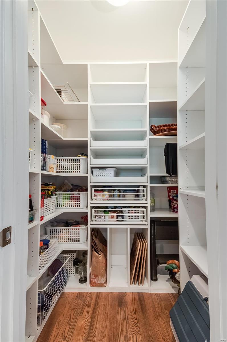 Harflo Acres - Residential