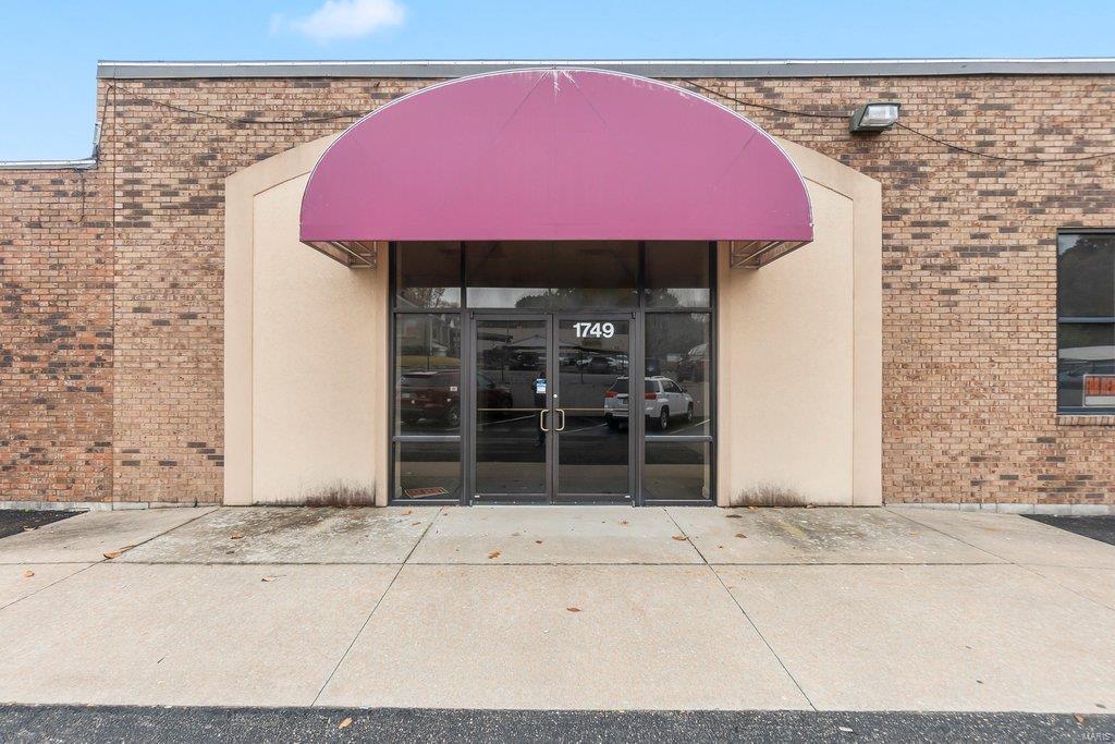 Timberlane - Commercial Sale