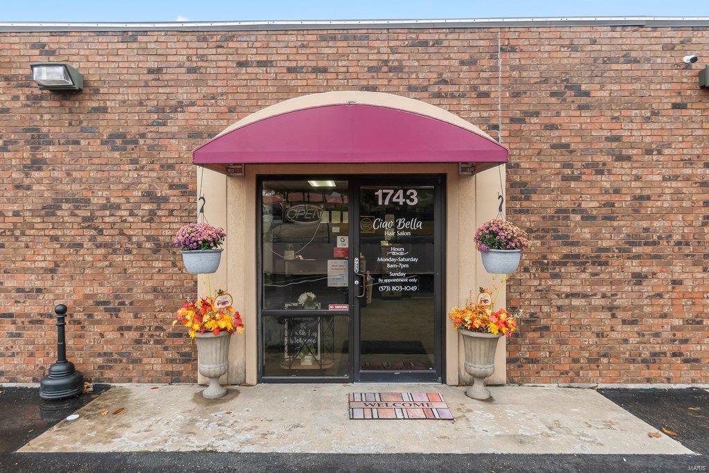 Timberlane - Commercial Sale