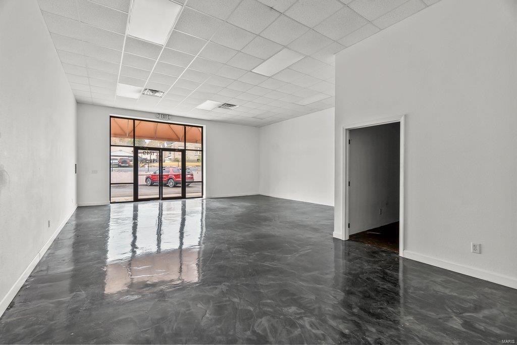 Timberlane - Commercial Sale