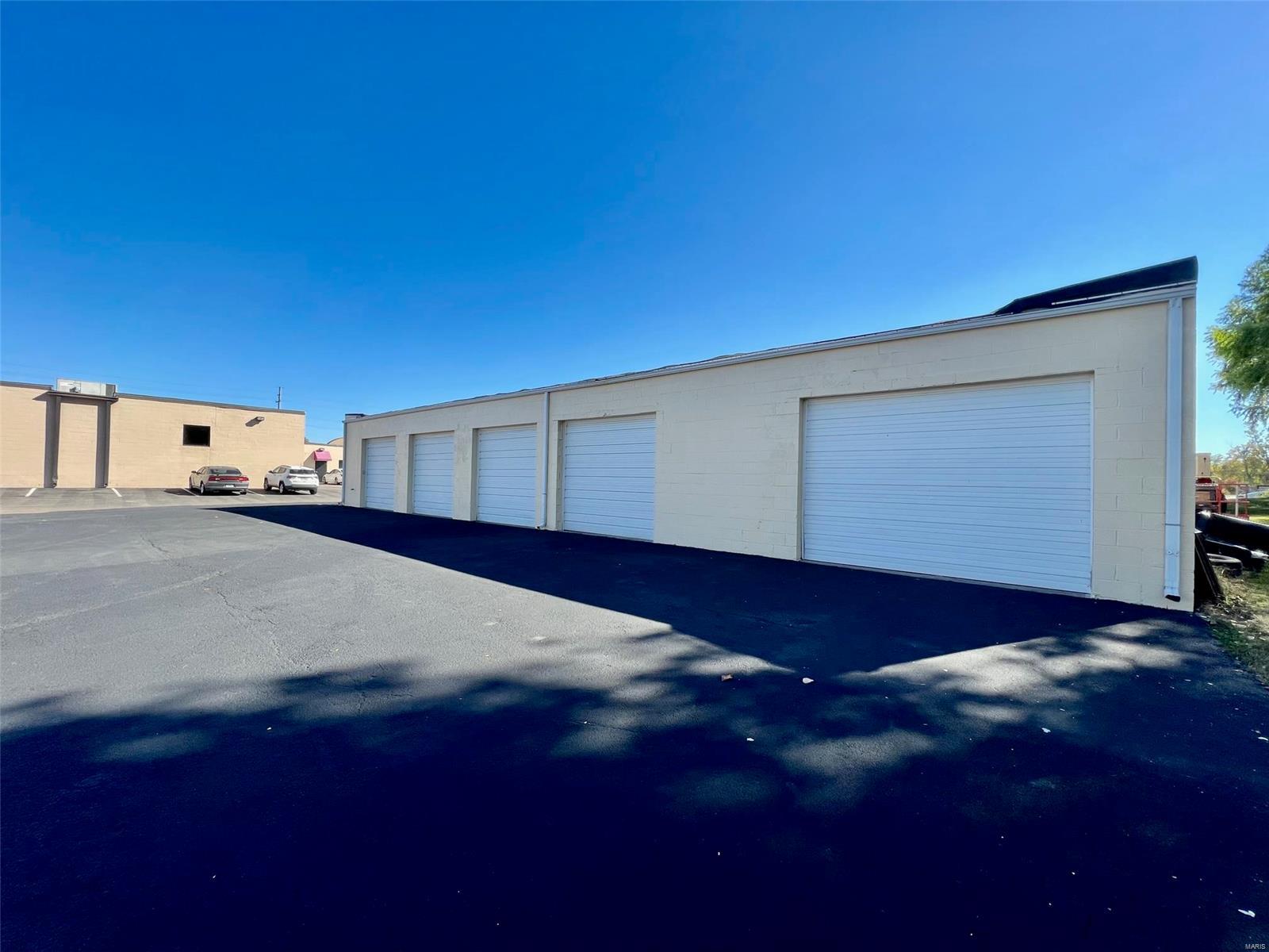 Timberlane - Commercial Sale