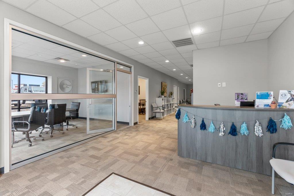 Timberlane - Commercial Sale