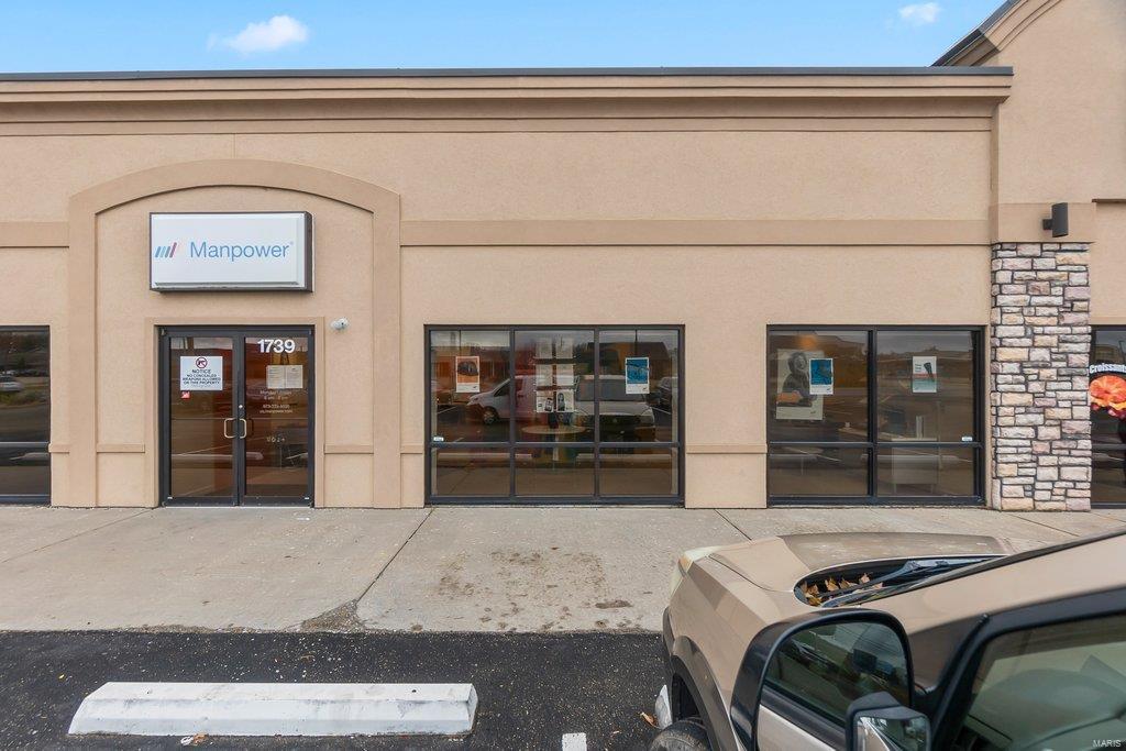 Timberlane - Commercial Sale