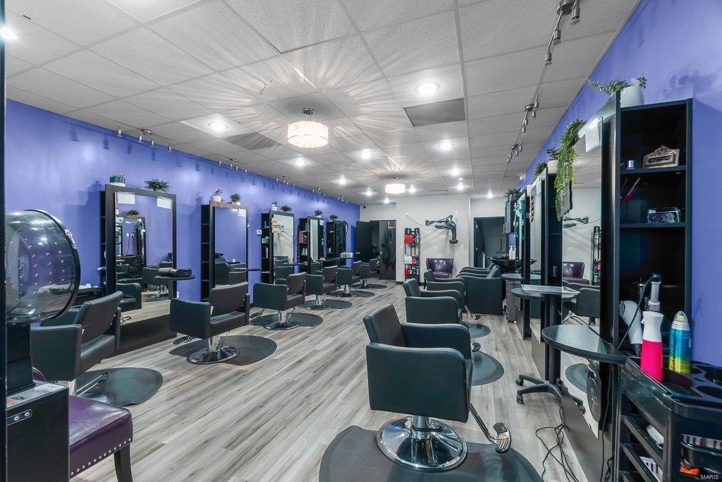 Timberlane - Commercial Sale