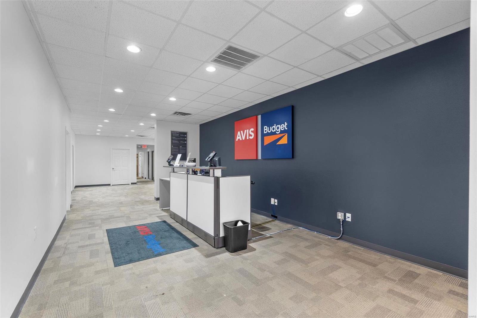 Timberlane - Commercial Sale