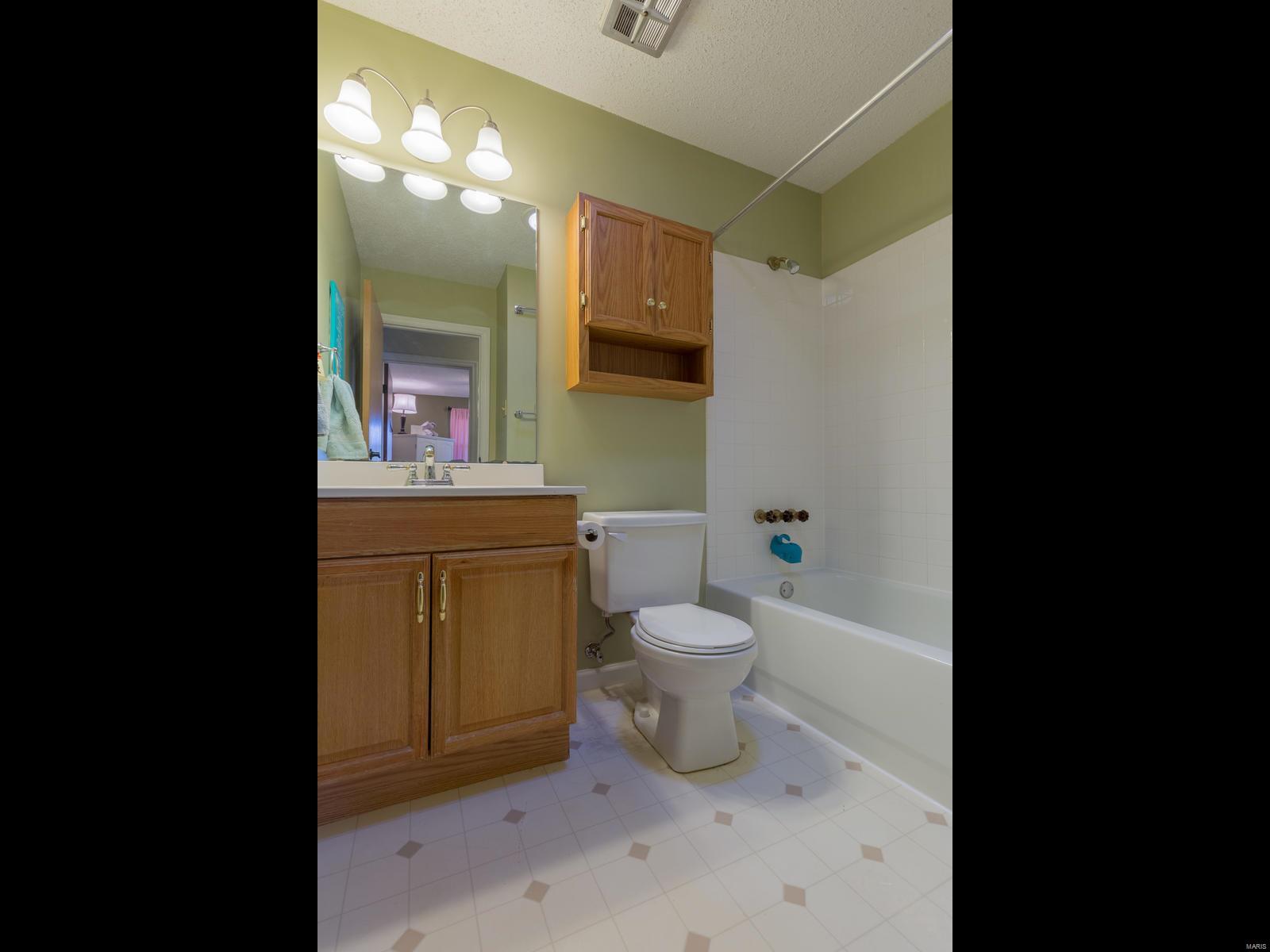 Woodcliff Manor - Residential