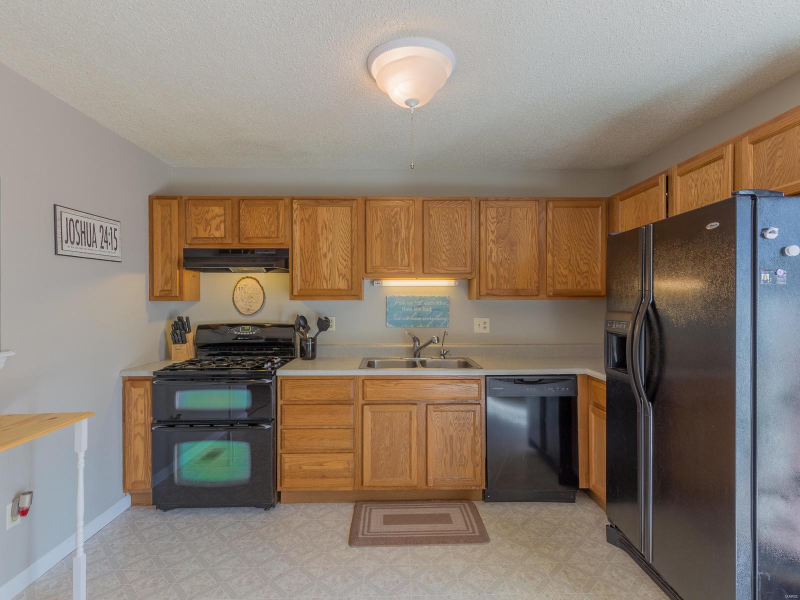 Woodcliff Manor - Residential