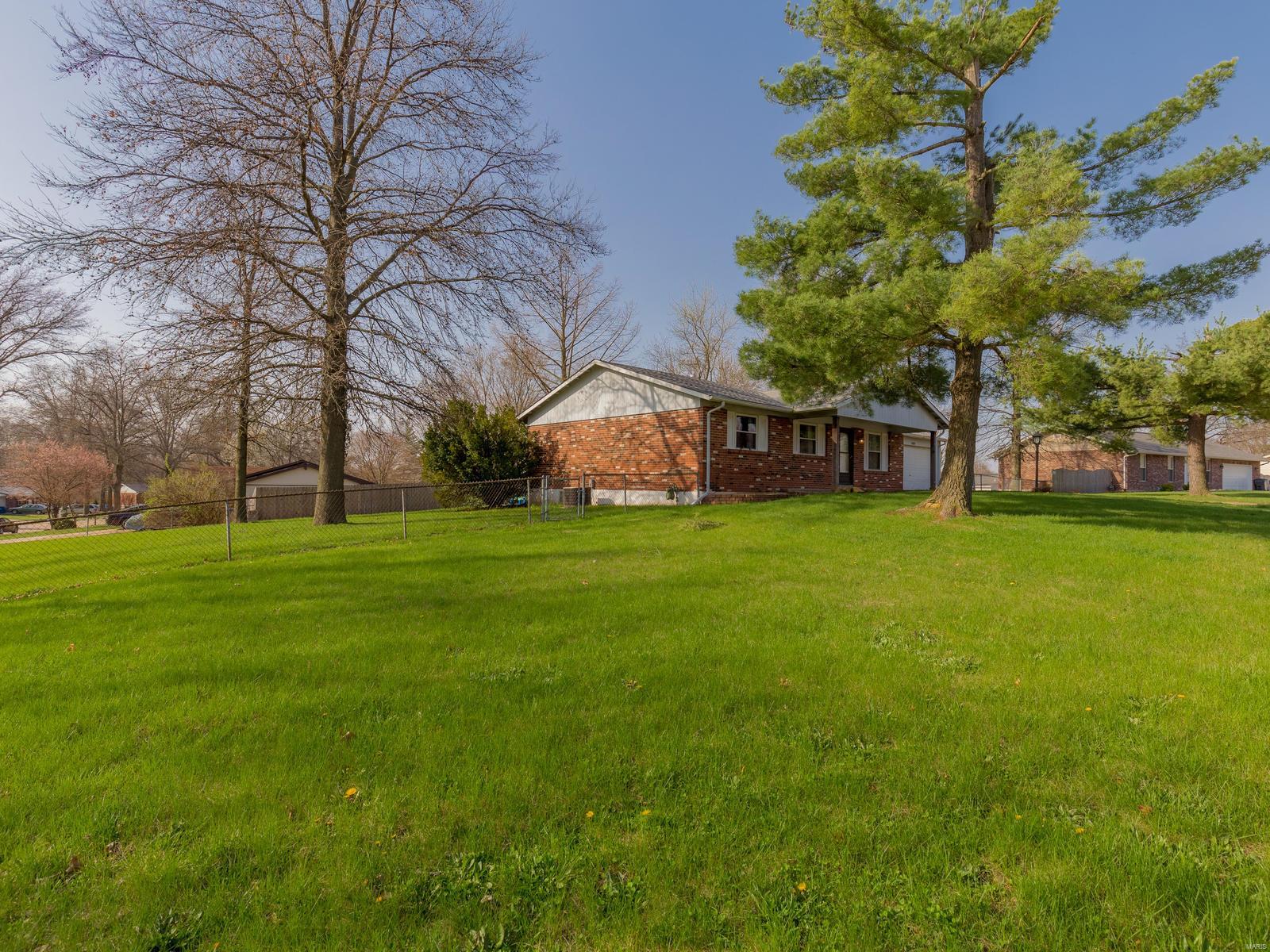 Woodcliff Manor - Residential