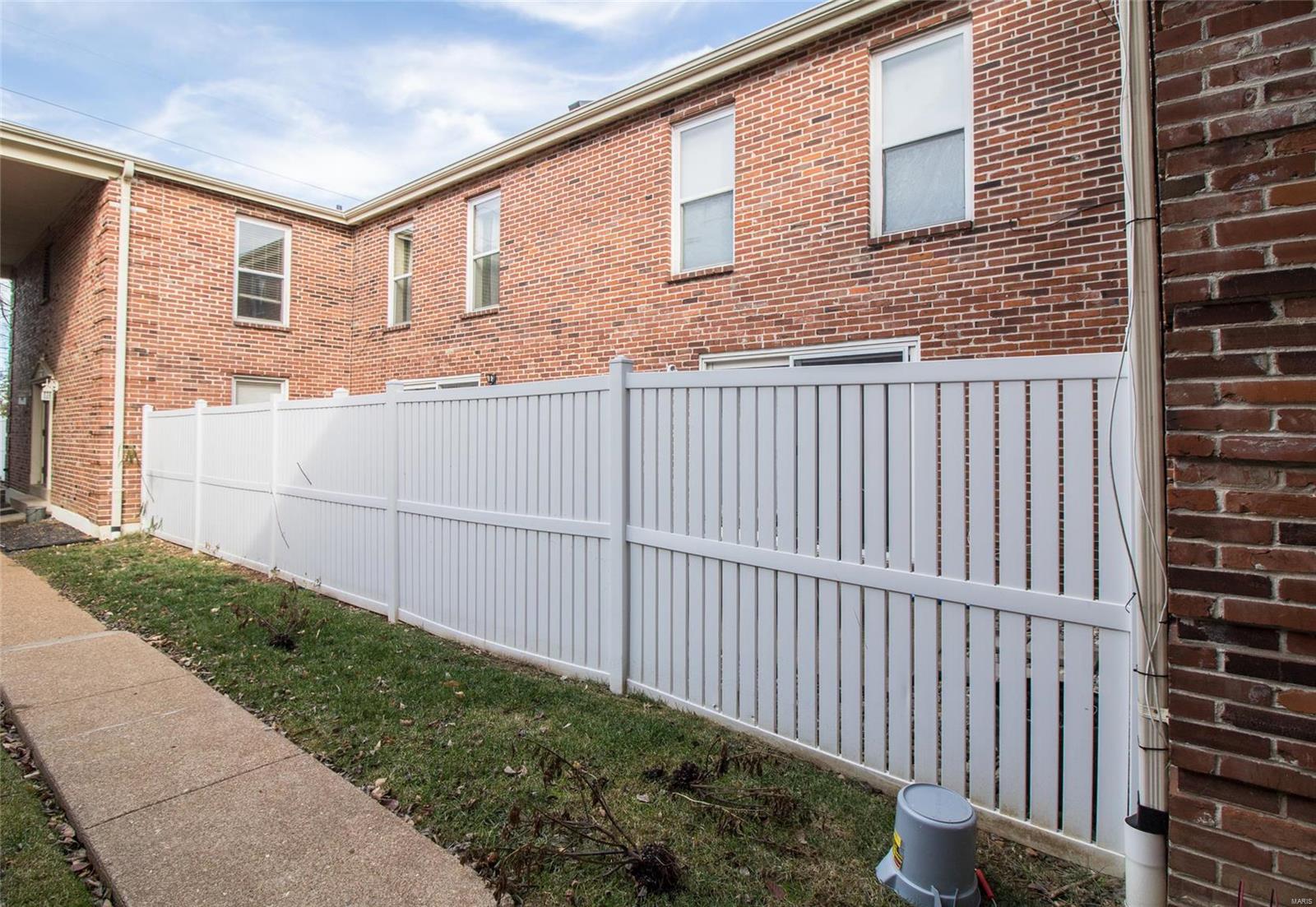 Sunset Hills Condo - Residential