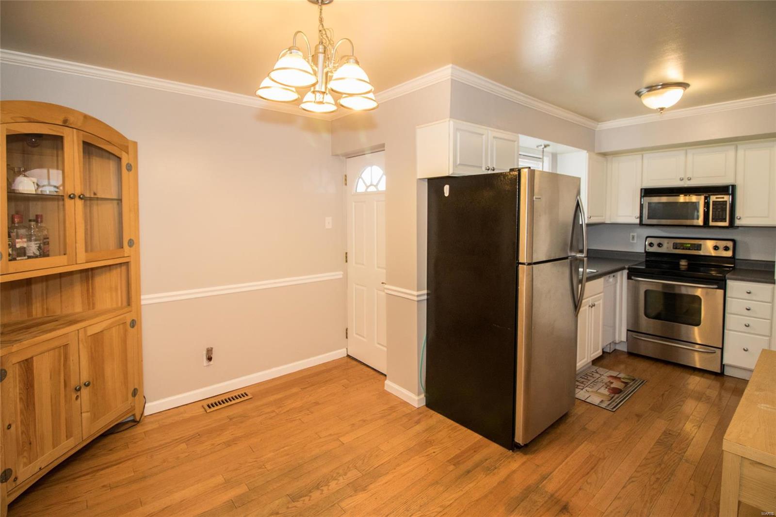 Sunset Hills Condo - Residential