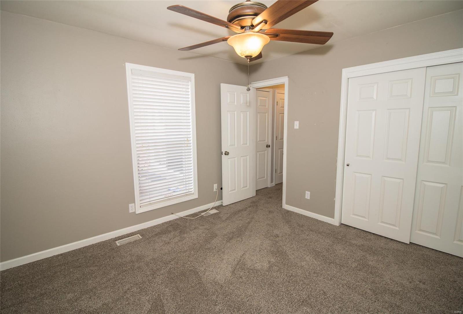 Sunset Hills Condo - Residential