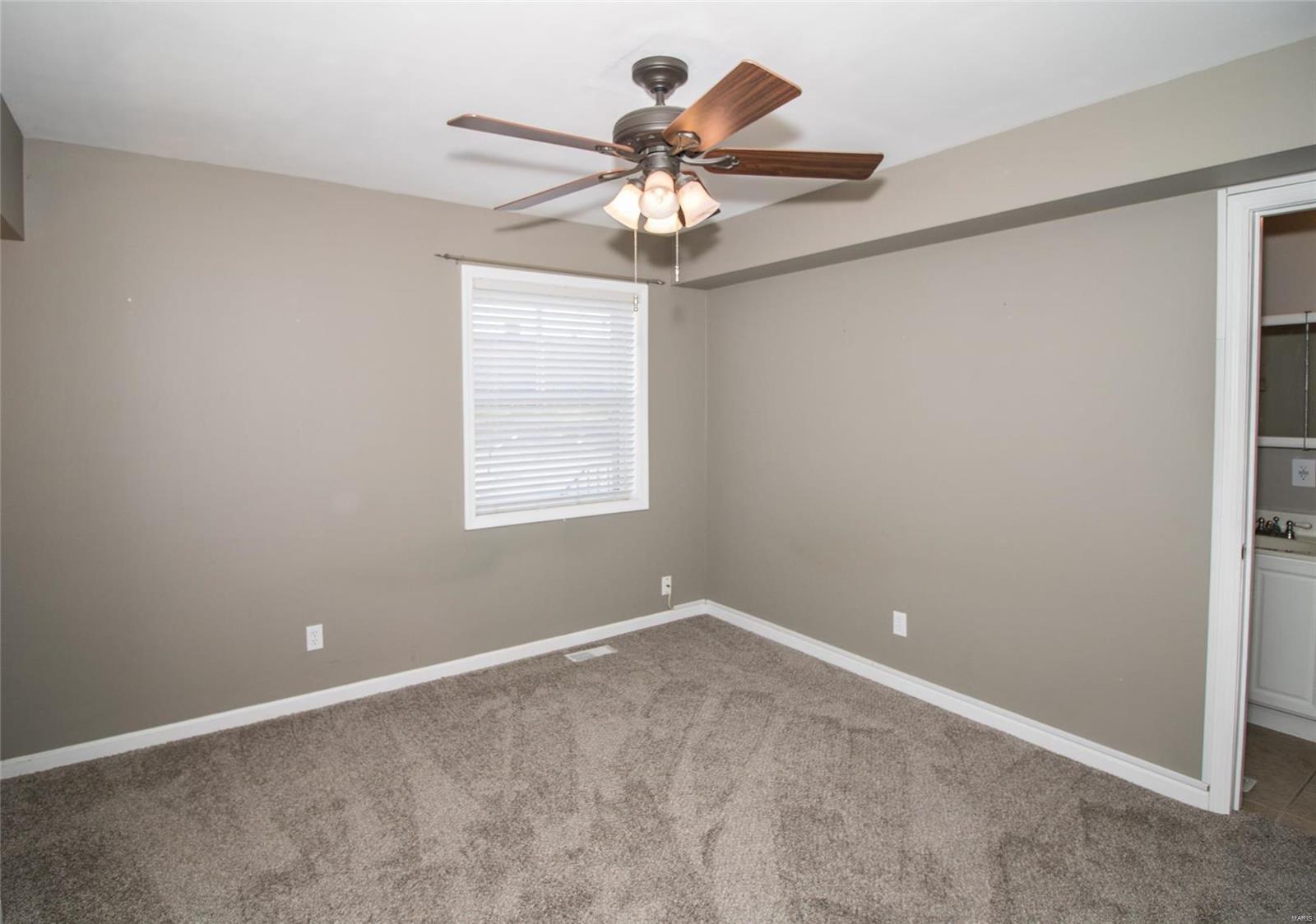 Sunset Hills Condo - Residential