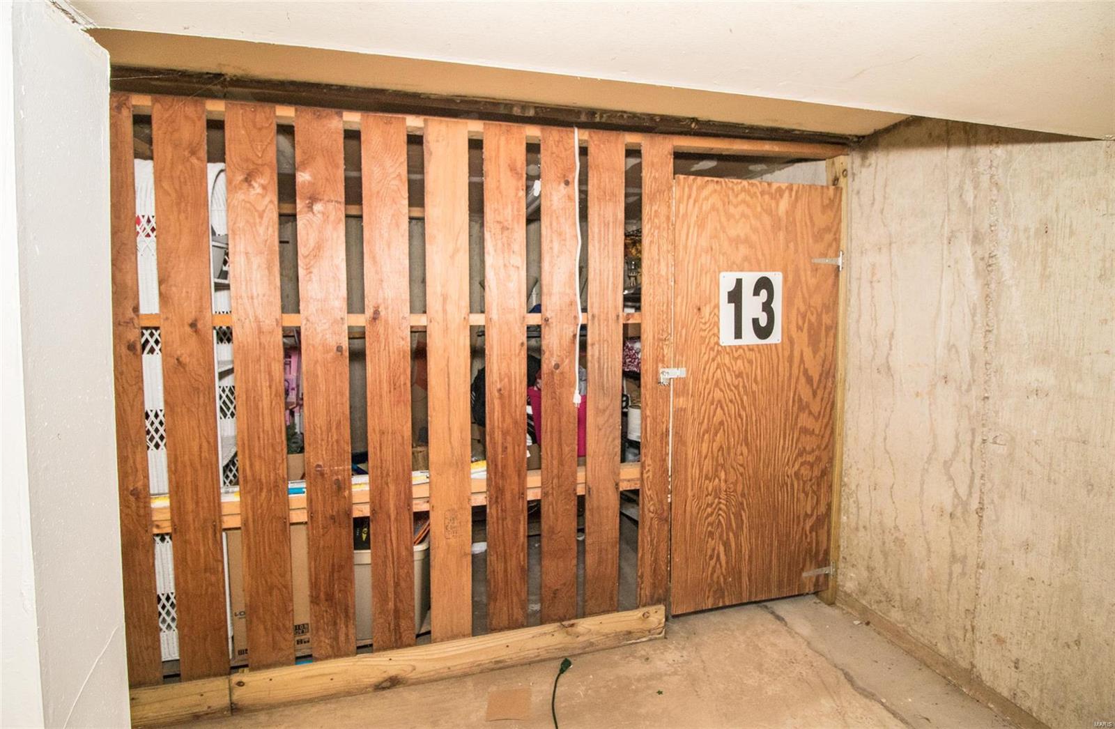 Sunset Hills Condo - Residential