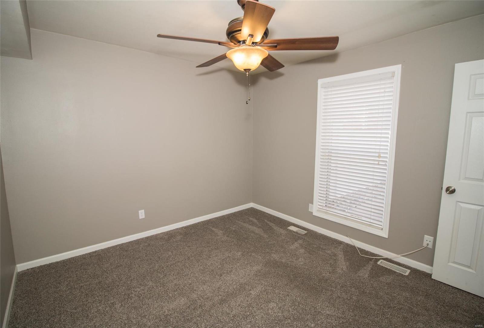 Sunset Hills Condo - Residential