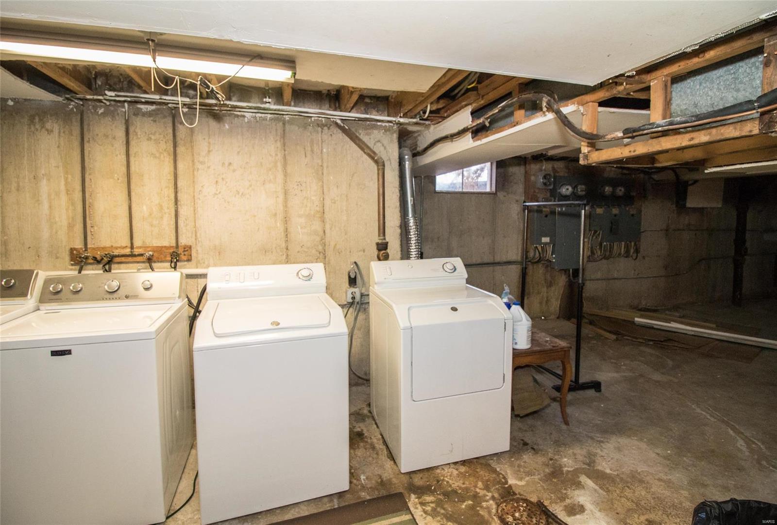 Sunset Hills Condo - Residential