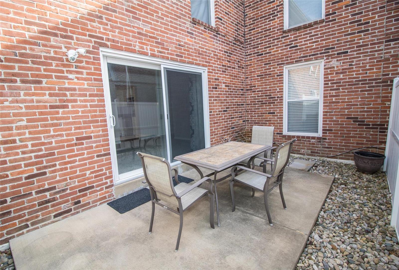 Sunset Hills Condo - Residential