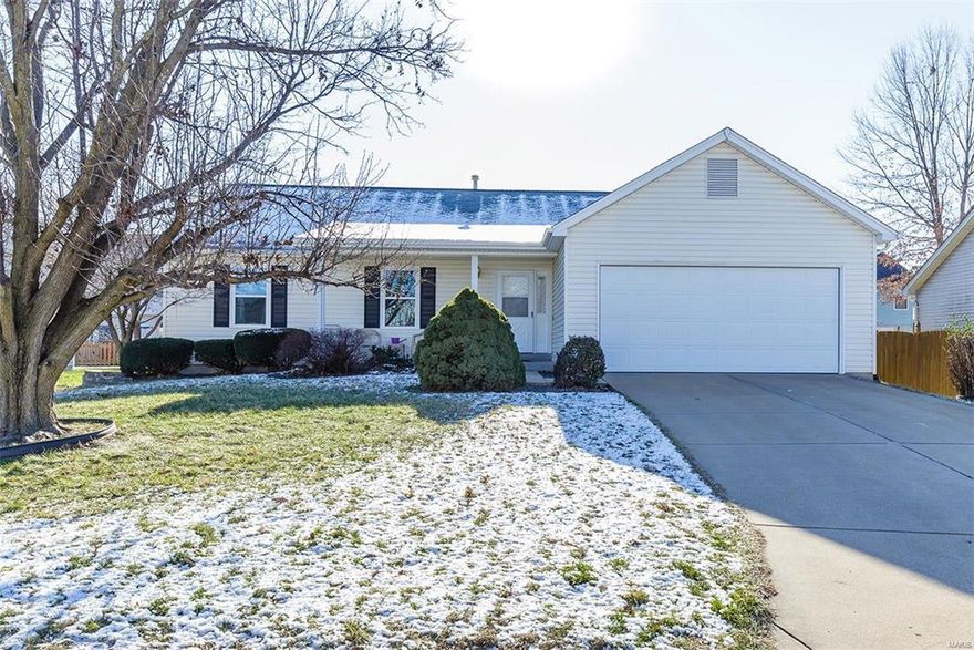 Lovely spacious great room ranch on a level lot. Vaulted great room, breakfast room and kitchen. Plant shelves. Huge Master bedroom with corner windows,his and her closets and full bath. Wood burning fireplace. Newer important updates include roof, newer siding, newer hot water tank and newer sliding door. New windows. Some new flooring. Nice size  family room in the lower level perfect for a media room. Plenty of storage. Mature trees and beautifully landscaped. Patio for bbq's and entertaining.Great location and great neighborhood, street lights and tennis courts, basket ball courts and swings.Close to shopping and restaurants. Located in O'Fallon with a St. Peters address. Vinyl siding and inclosed soffit. Inviting covered front porch. No showings 1/15 or 1/16.
