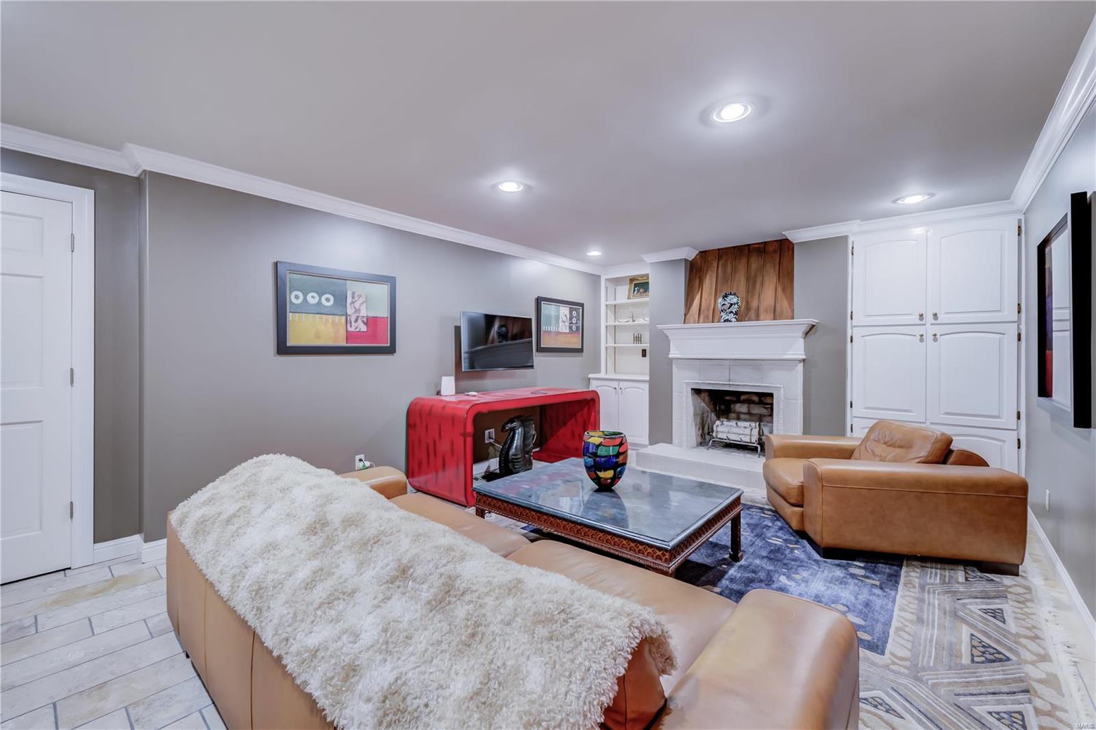 Frontenac Place - Residential