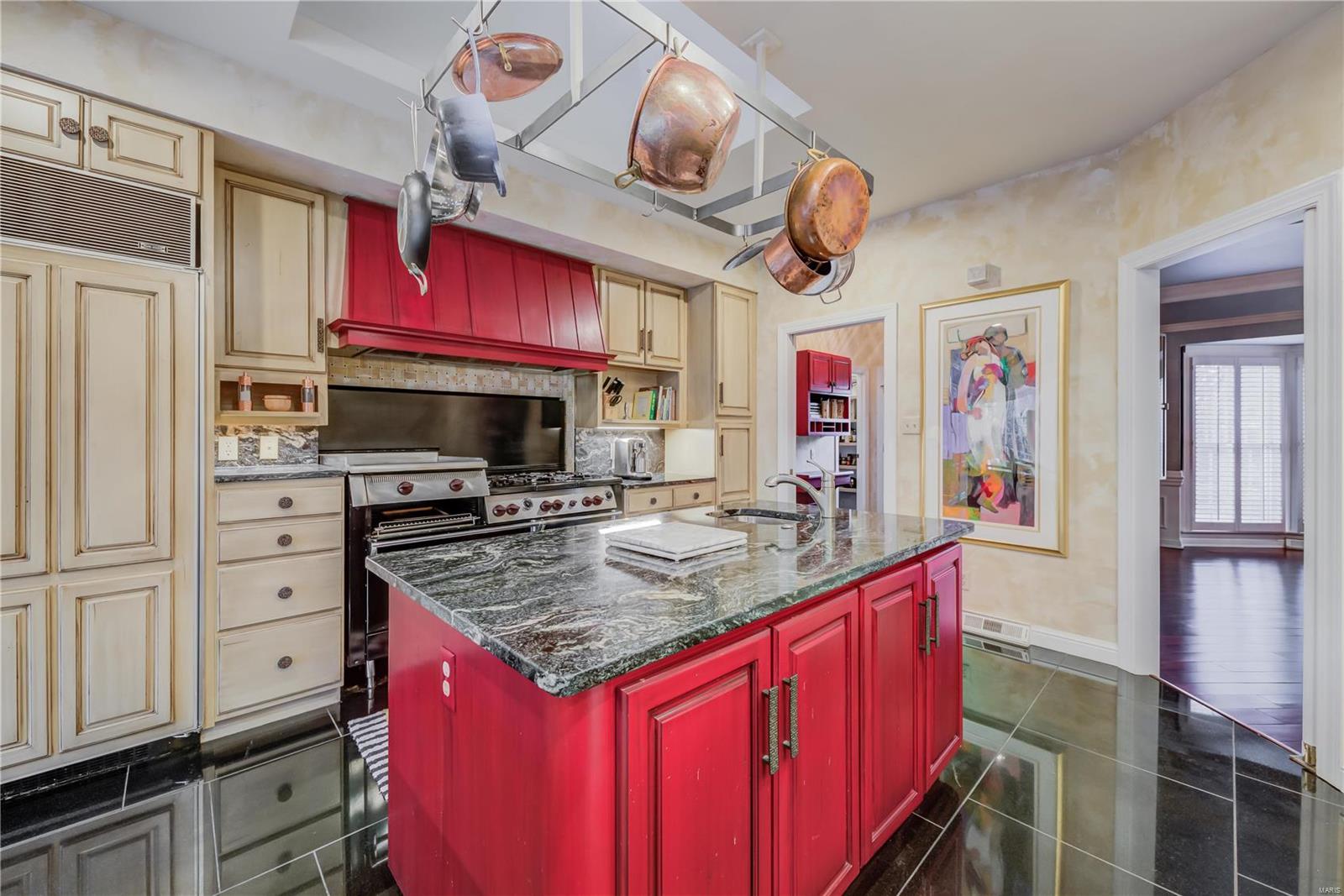 Frontenac Place - Residential