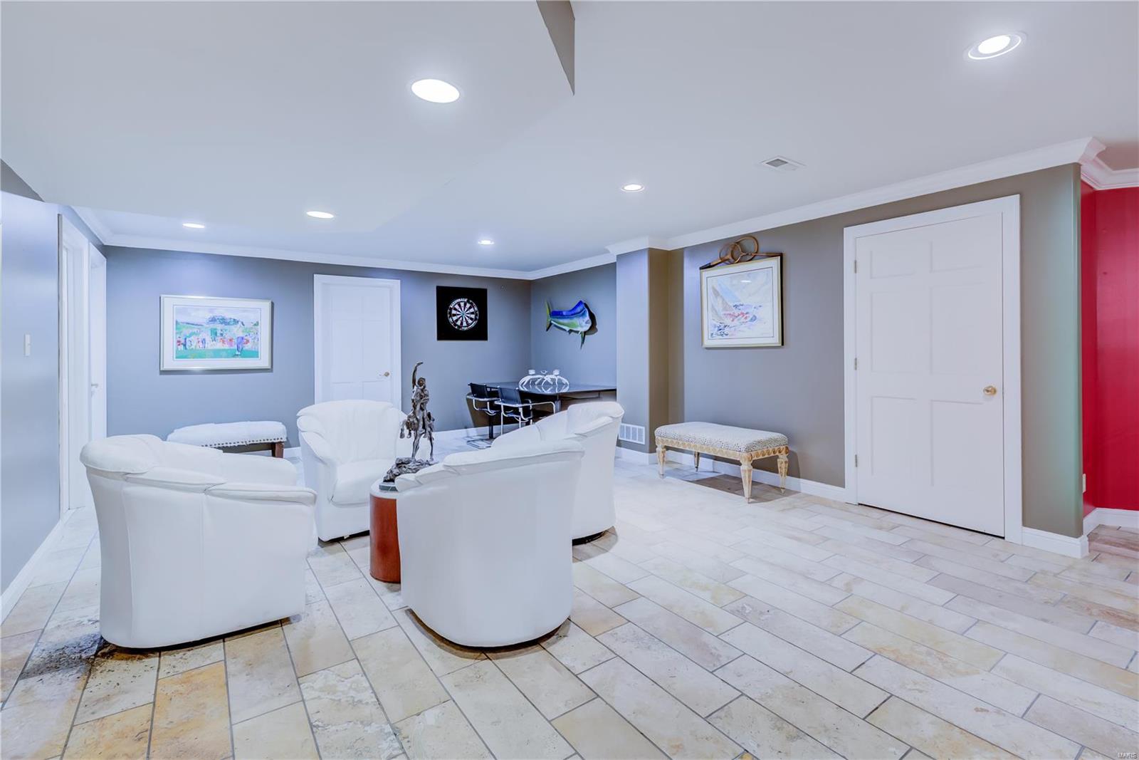 Frontenac Place - Residential