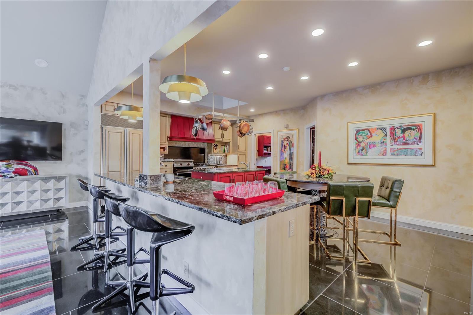 Frontenac Place - Residential