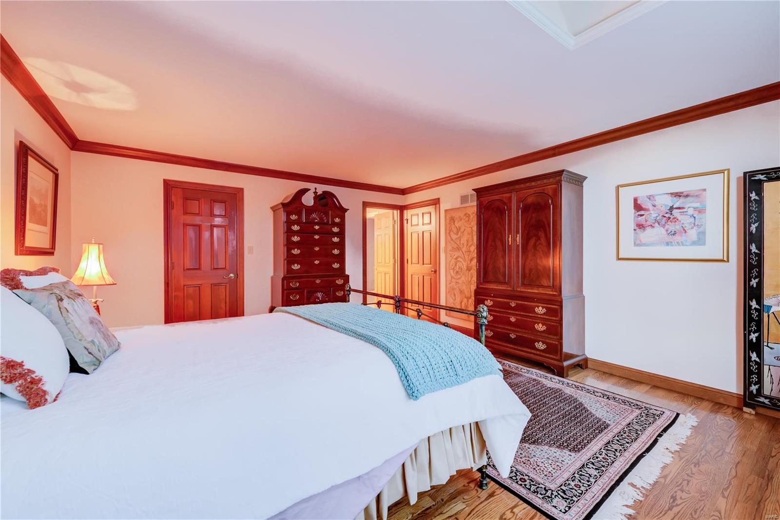 Frontenac Place - Residential