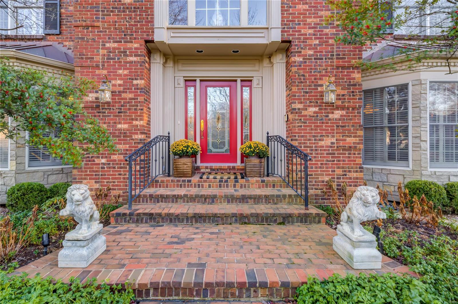 Frontenac Place - Residential