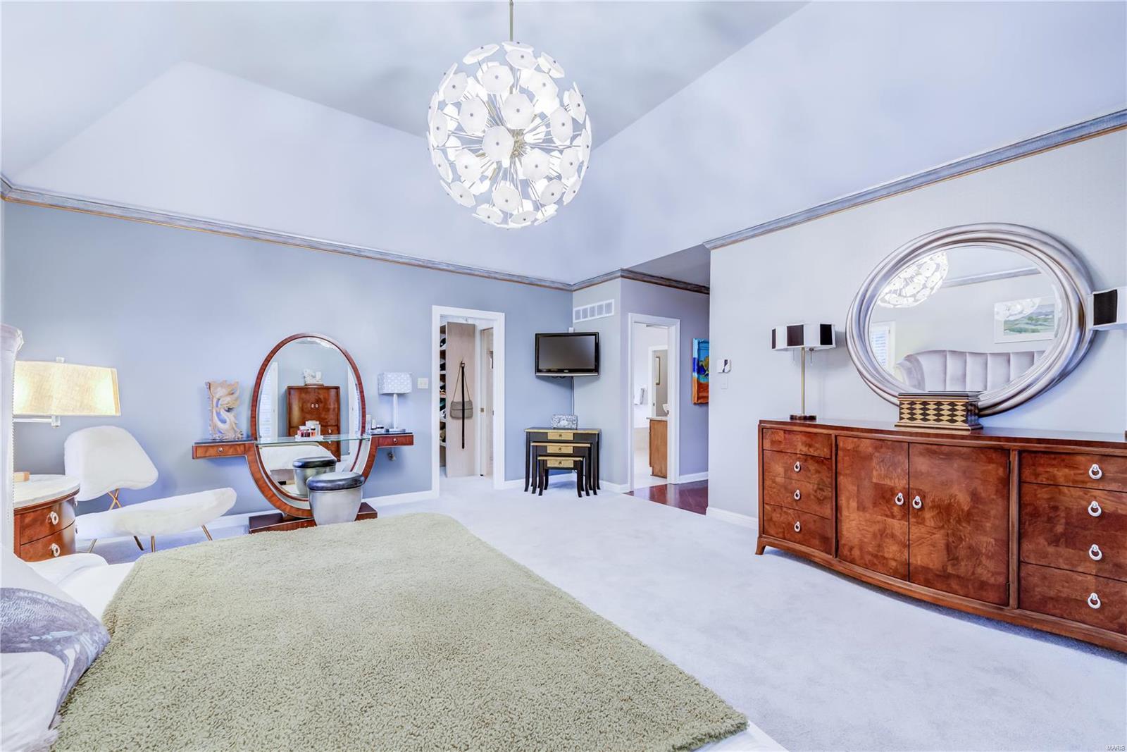 Frontenac Place - Residential