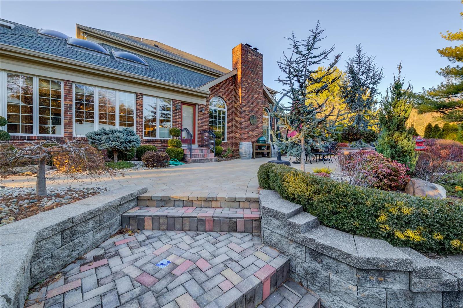 Frontenac Place - Residential