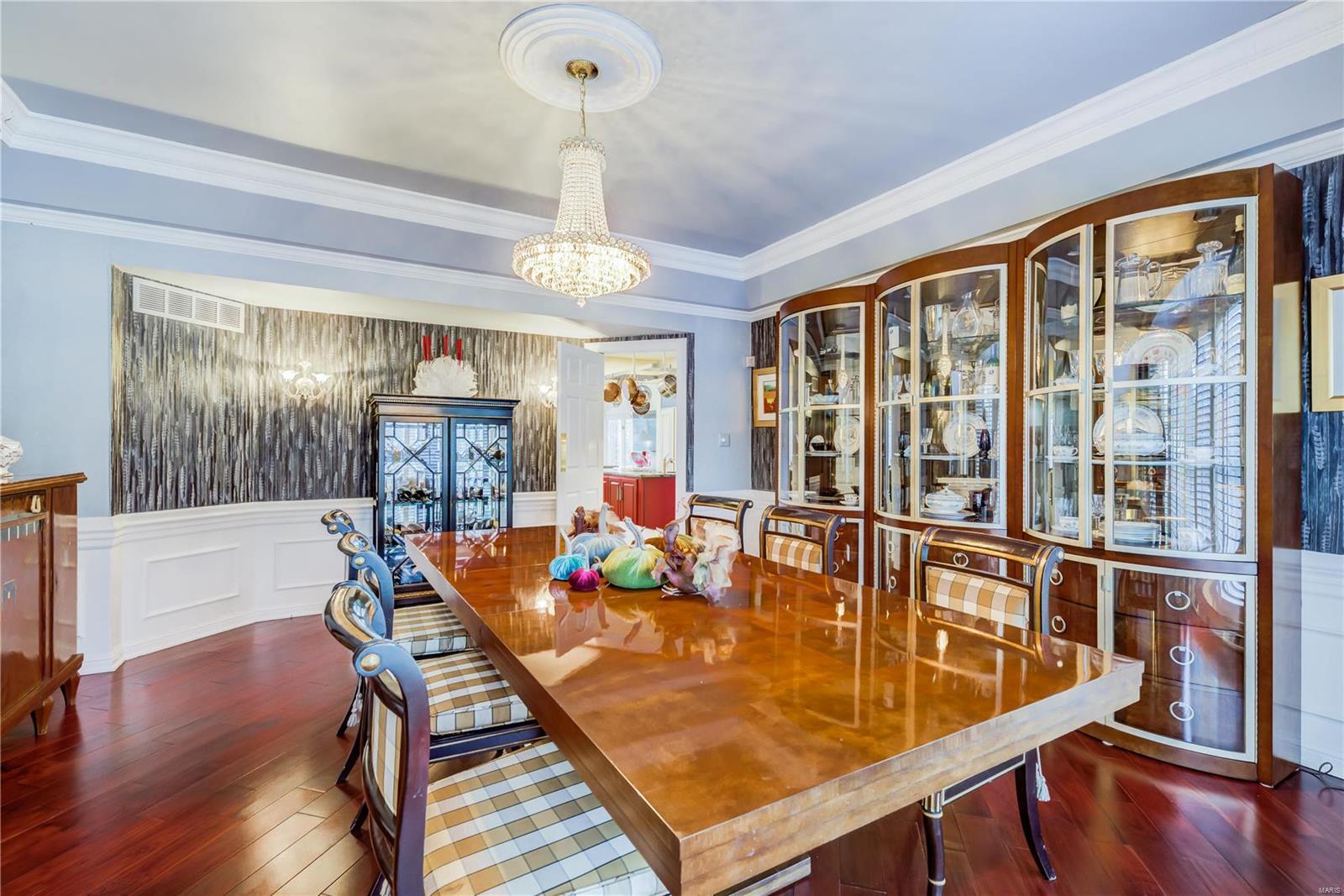 Frontenac Place - Residential