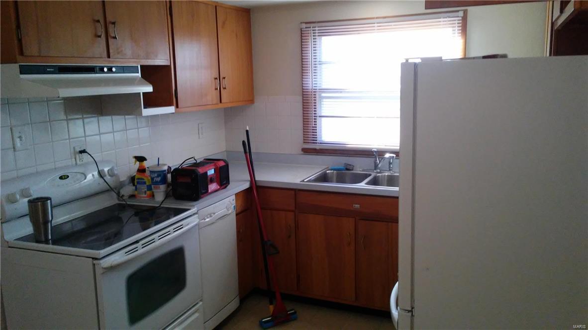 ST MICHAEL HILLS NO 3 - Residential Lease