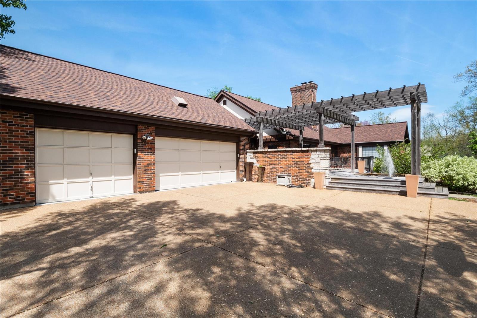 Village On Conway The - Residential