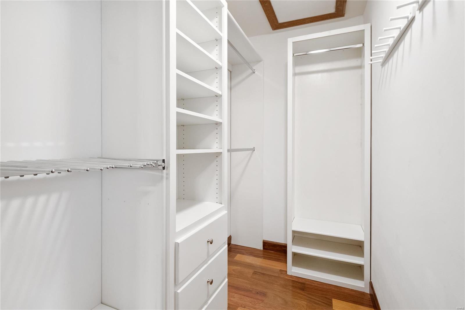 Village On Conway The - Residential