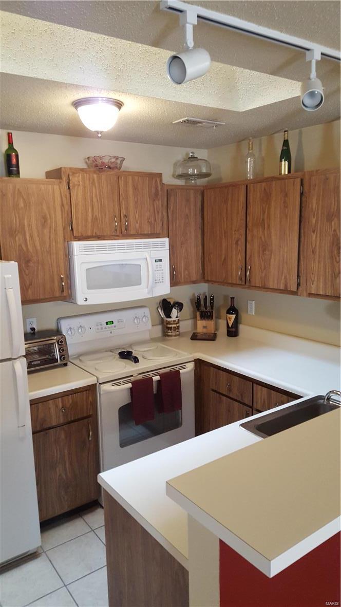 Highland Village Ph Four - Residential
