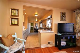 Davis Place - Residential