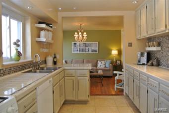 Davis Place - Residential