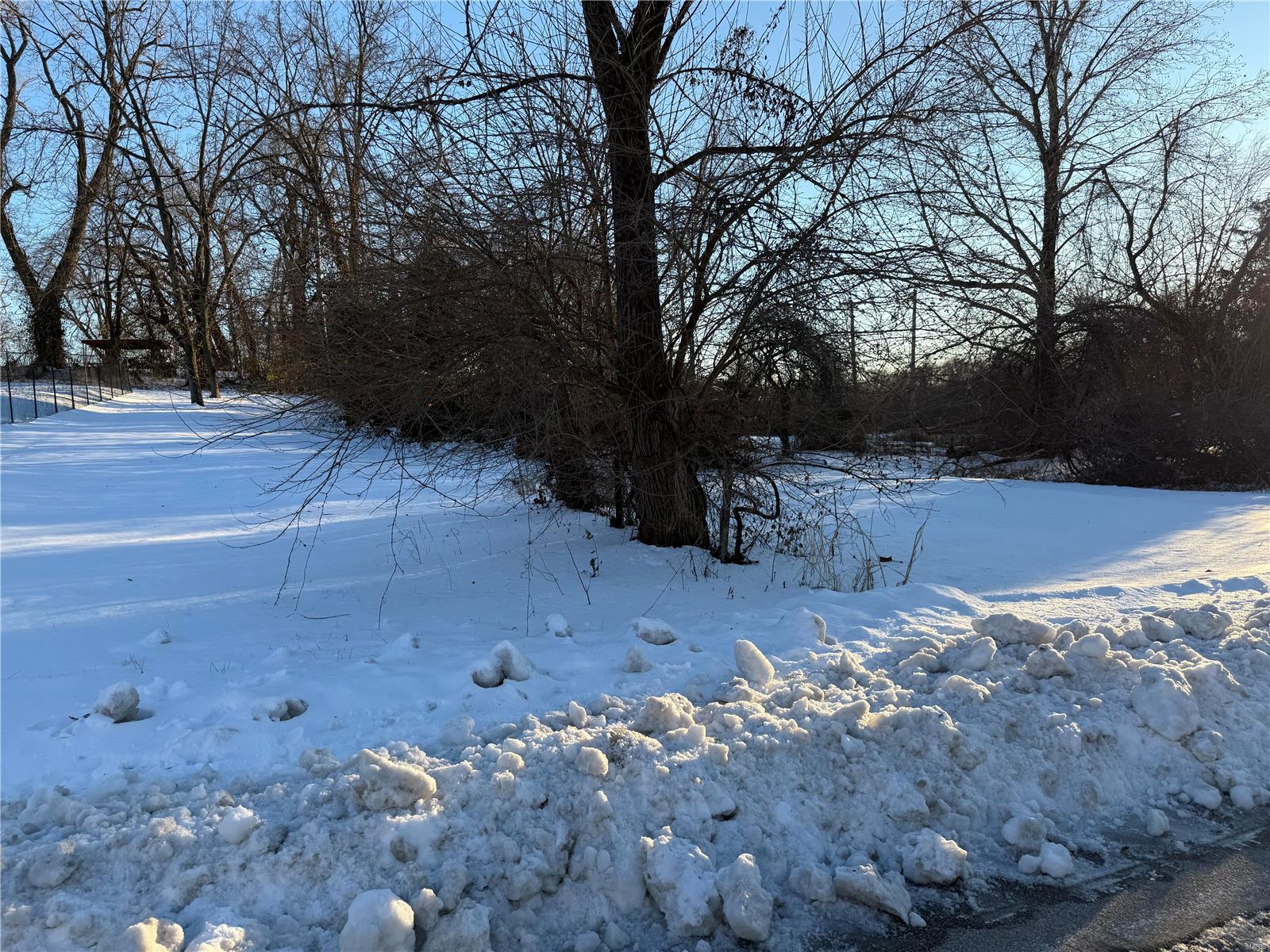 0 ENGLAND AVE