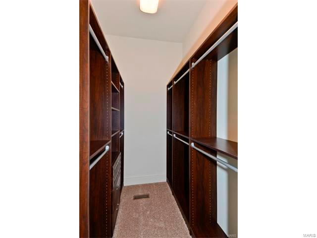 Arbors at Kehrs Mill - Residential