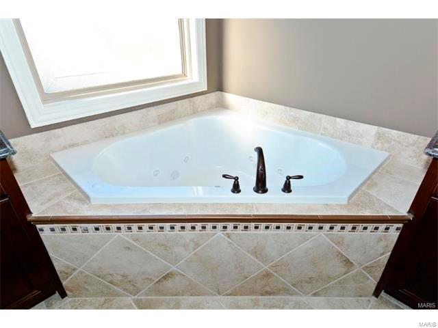 Arbors at Kehrs Mill - Residential